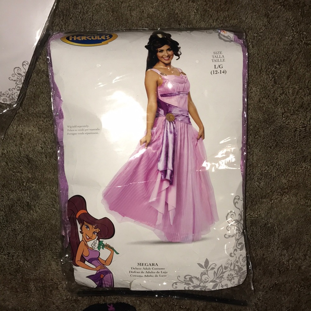Disney . Meg from Hercules! 💜💜💜